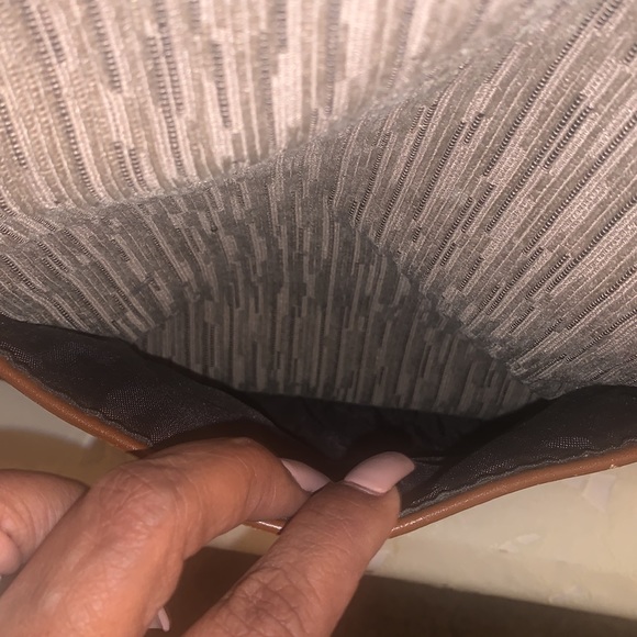 Adrienne Vittadini Large Duffle Travel bag - Picture 10 of 17